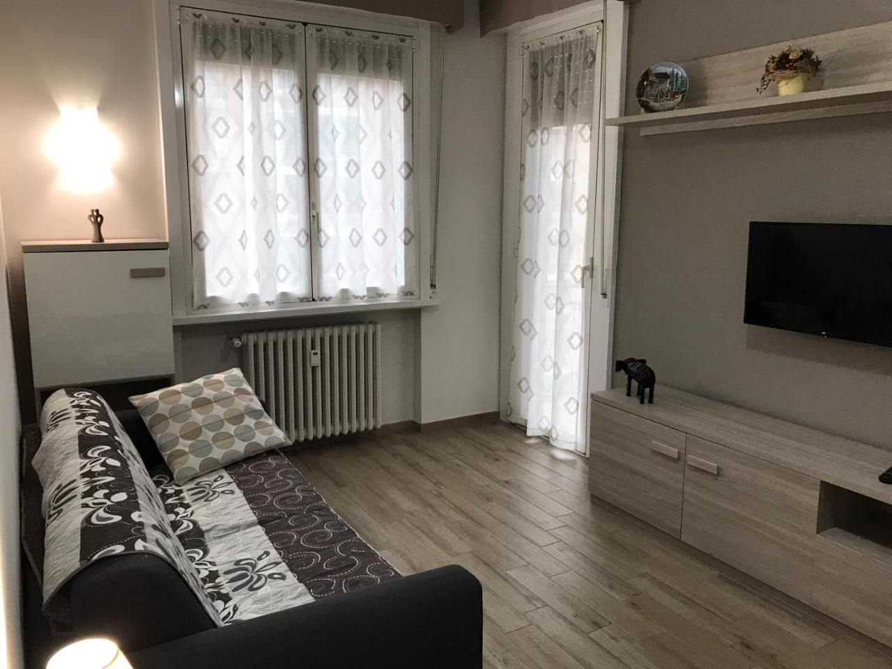 Lorenteggio Studio Apt Milan Extérieur photo