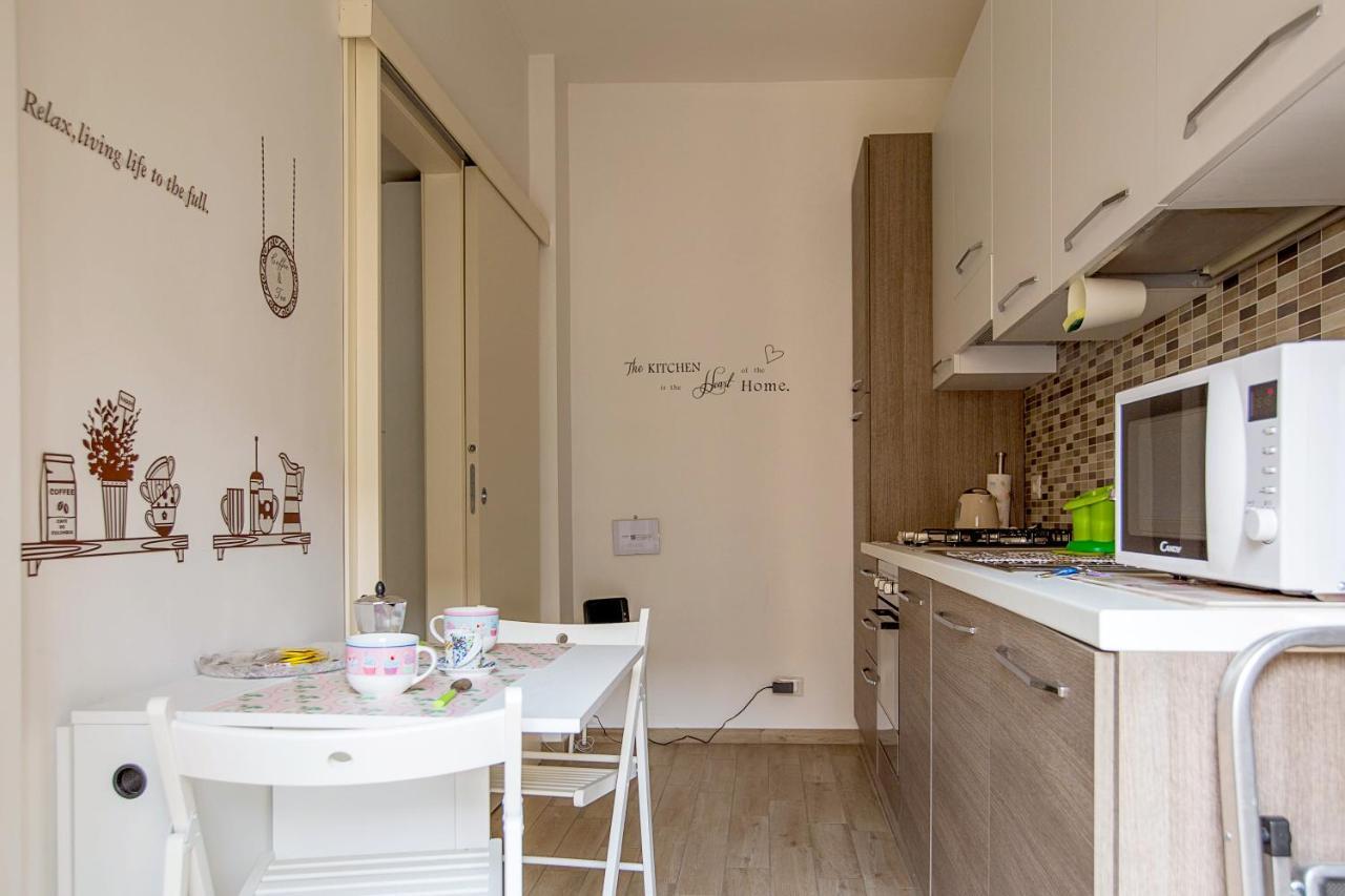 Lorenteggio Studio Apt Milan Extérieur photo