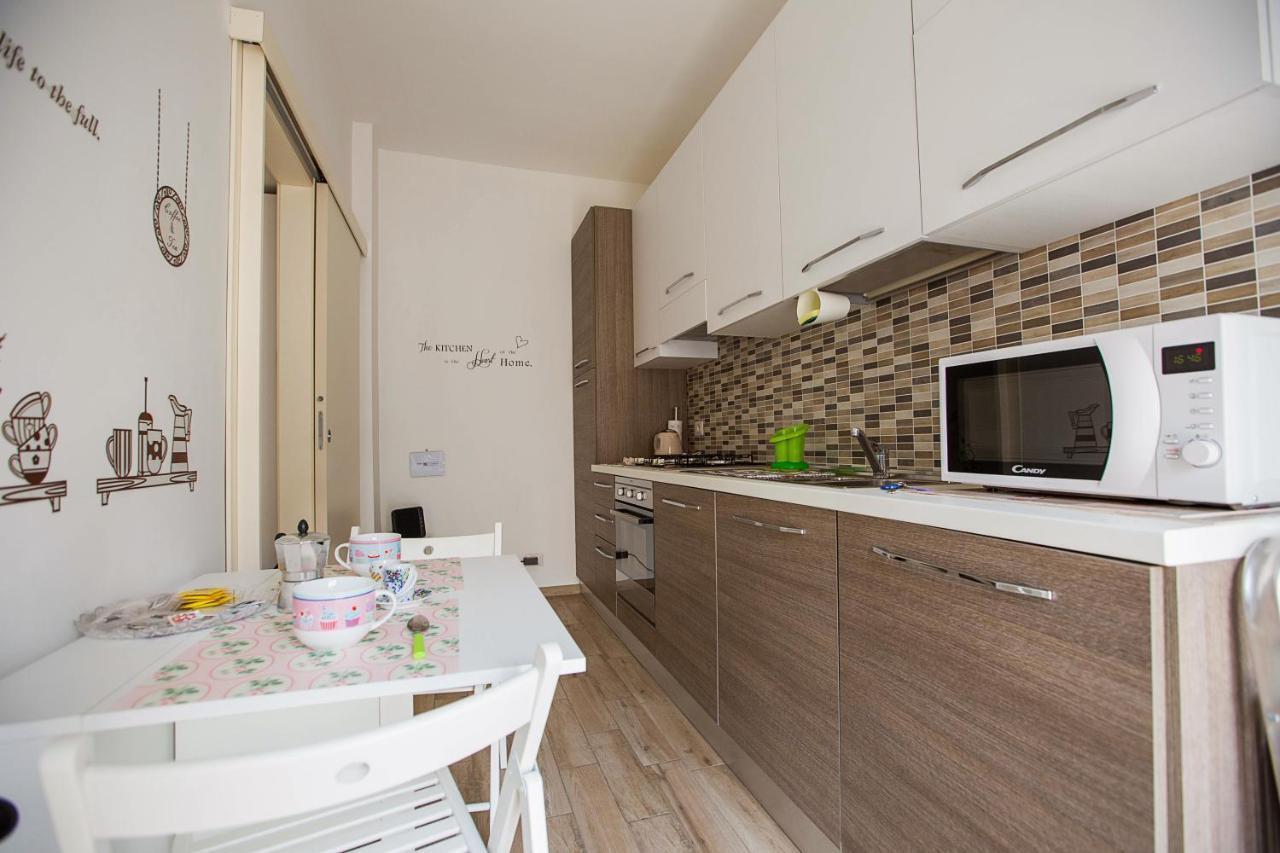 Lorenteggio Studio Apt Milan Extérieur photo