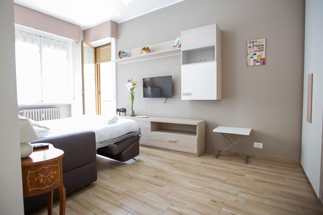 Lorenteggio Studio Apt Milan Extérieur photo